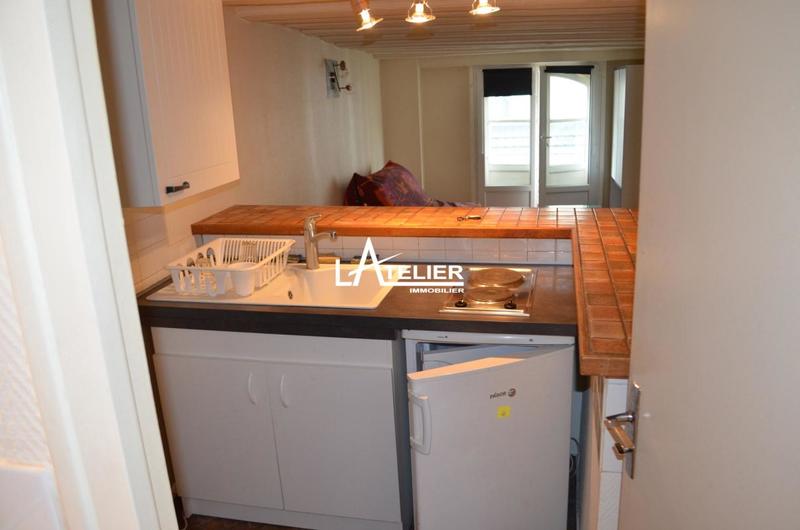 Studio - 25 m² - 1 pièce