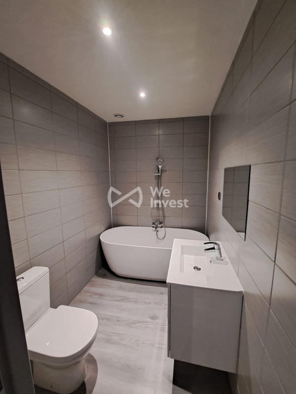 Maison - 140 m² - 8 pièces