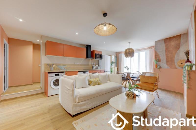 Chambre - 11 m² - 1 pièce