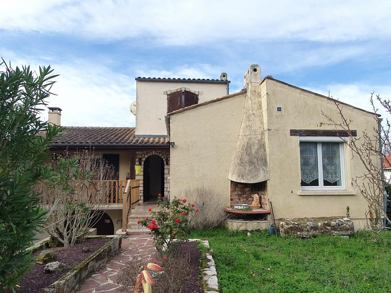 Maison - 86 m² - 4 pièces