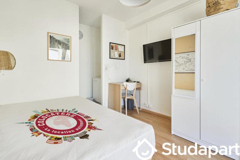 Chambre - 10 m² - 1 pièce