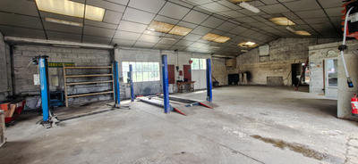 Maison ancienne - 394 m² - 1 pièce