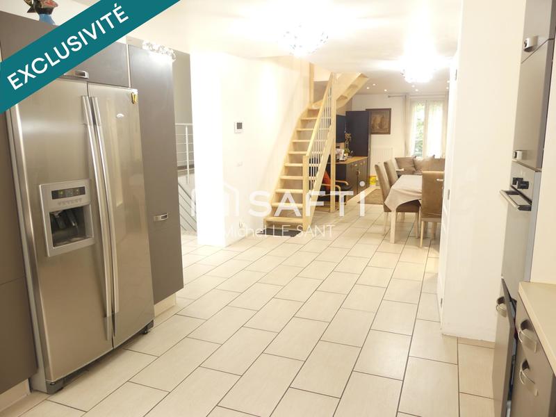 Maison de ville - 121 m² - 6 pièces