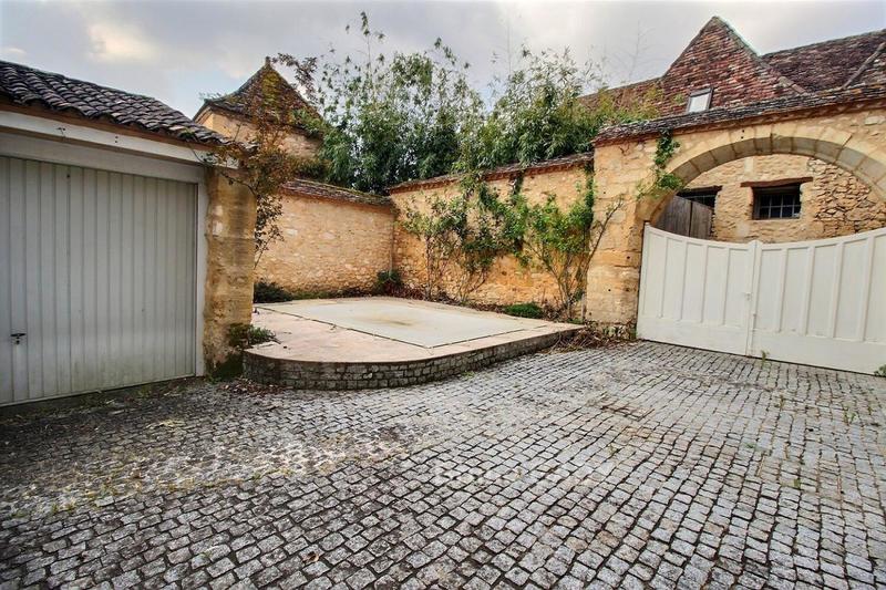 Maison - 125 m² - 4 pièces