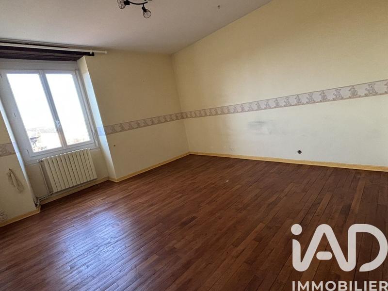 Maison - 198 m² - 8 pièces