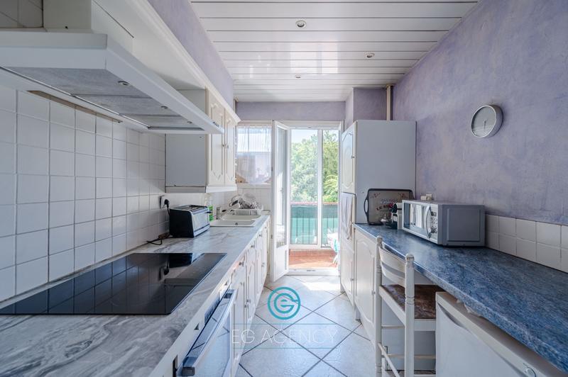 Appartement - 82 m² - 4 pièces