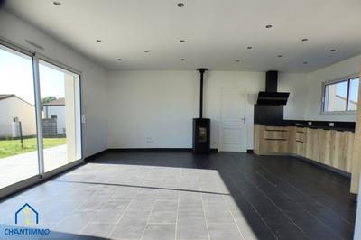 Maison - 87 m² - 4 pièces