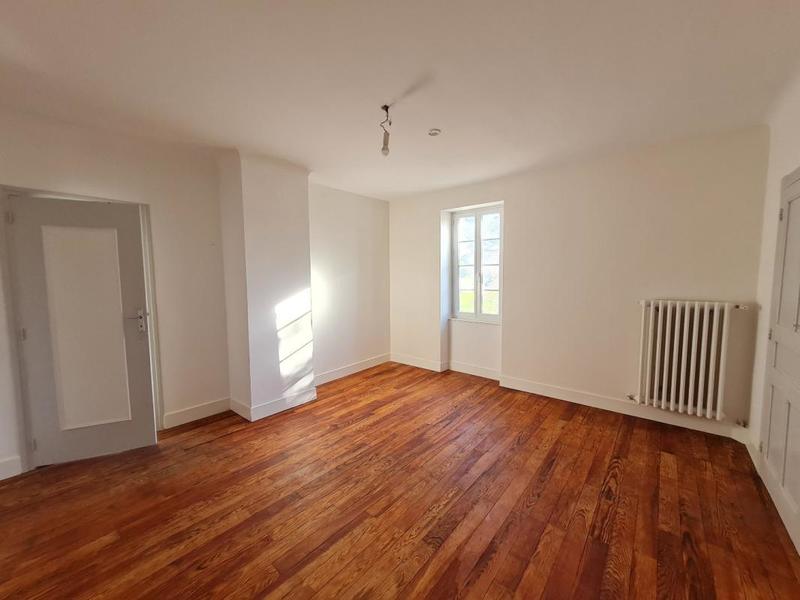 Maison de campagne - 100 m² - 4 pièces