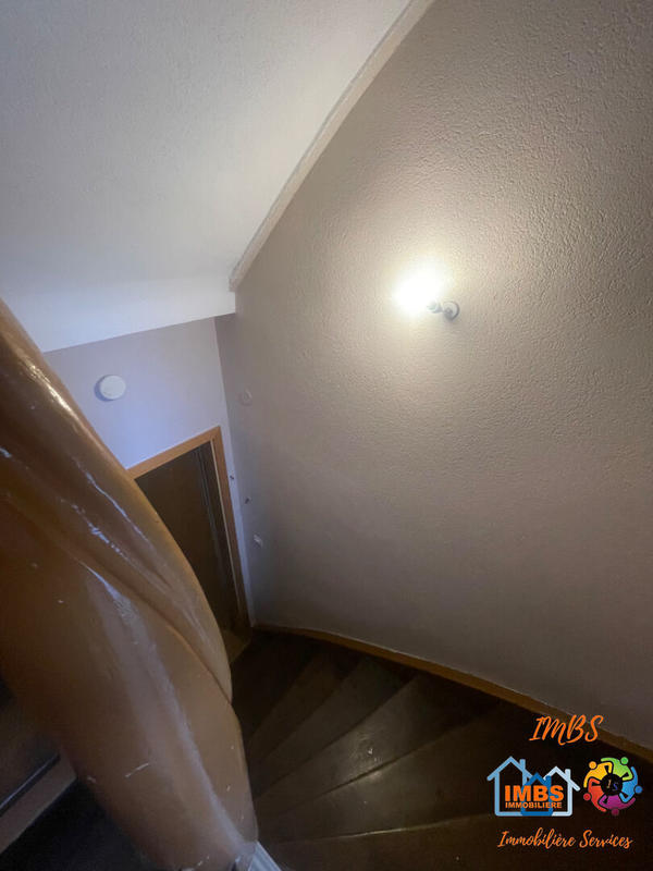 Appartement - 99 m² - 4 pièces