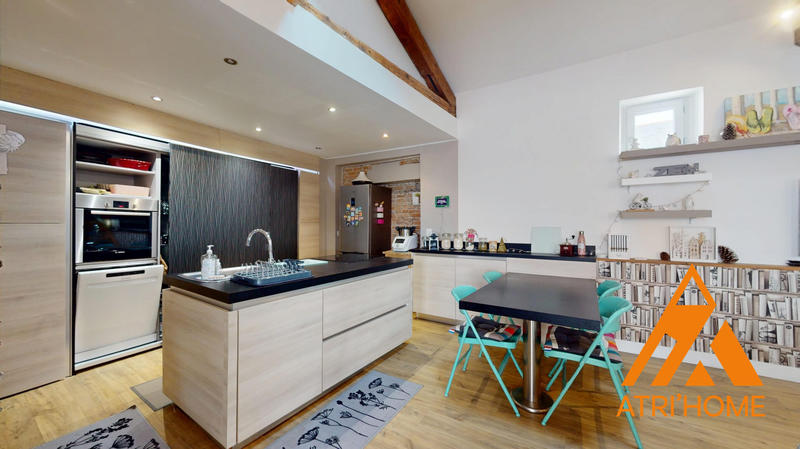 Appartement - 119 m² - 4 pièces