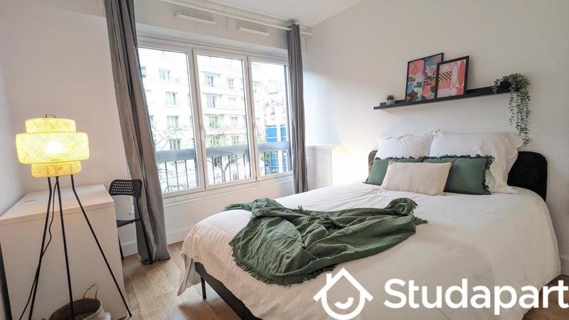 Chambre - 13 m² - 1 pièce