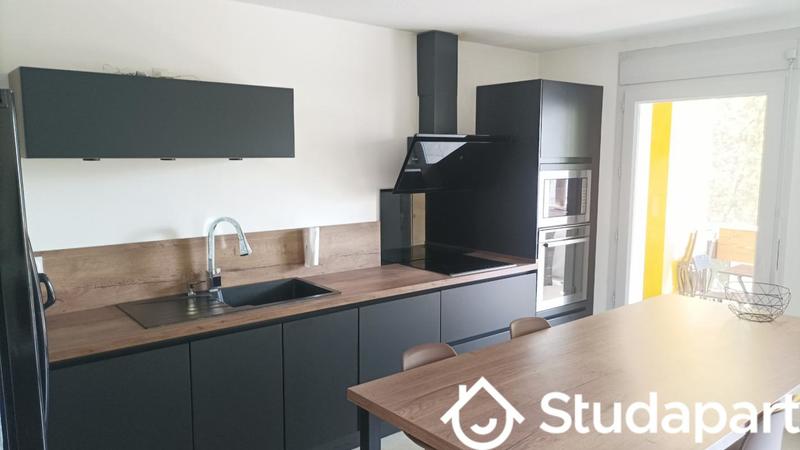 Appartement - 65 m² - 3 pièces