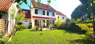 Maison - 130 m² - 7 pièces