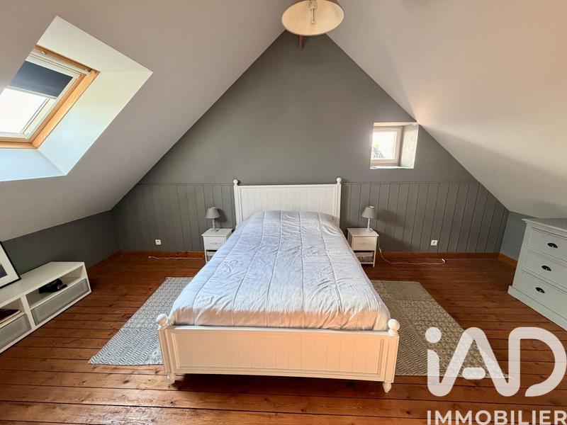 Maison - 130 m² - 8 pièces