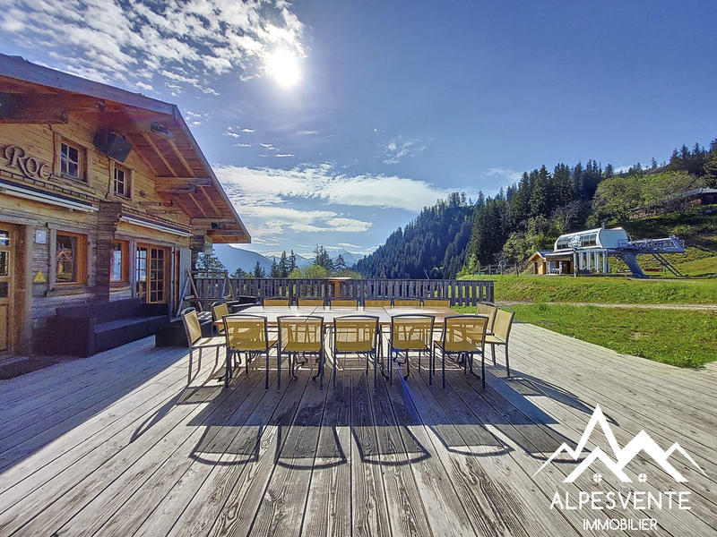 Maison - 179 m² - 8 pièces