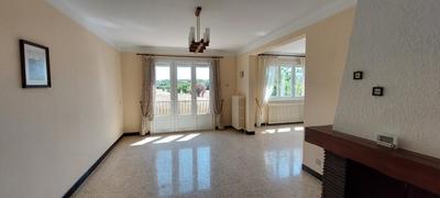 Maison - 144 m² - 5 pièces