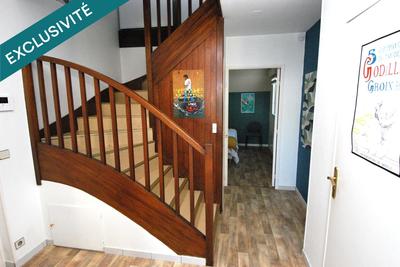 Appartement - 100 m² - 4 pièces