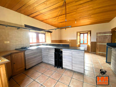 Maison - 108 m² - 5 pièces