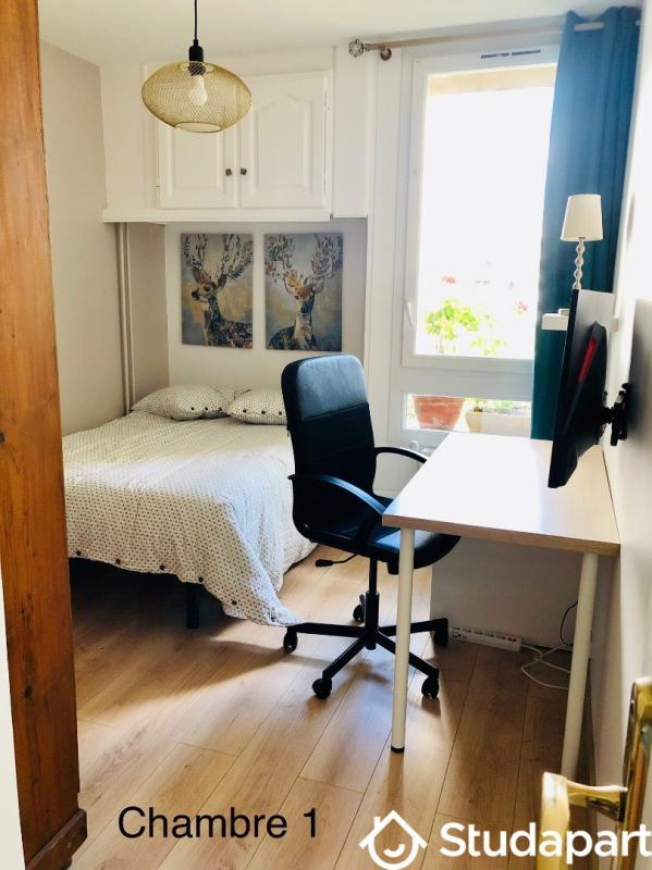 Chambre - 12 m² - 1 pièce