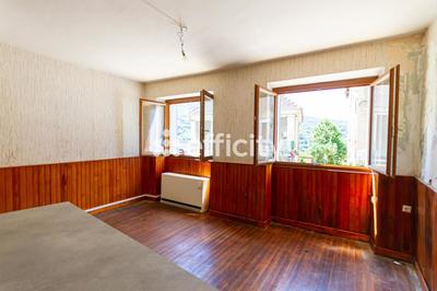 Maison - 65 m² - 4 pièces