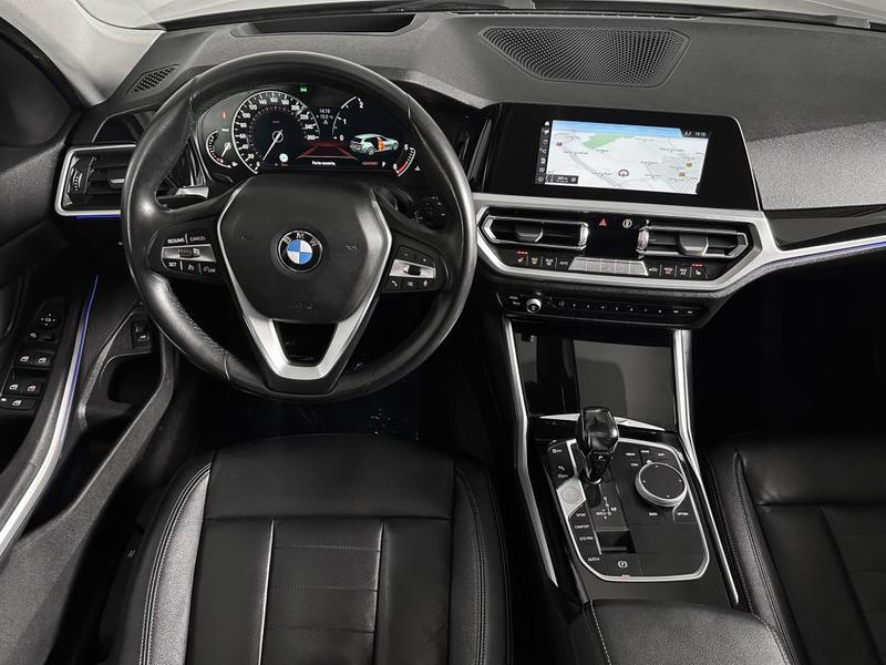 Bmw Série 3 Touring 318da 150ch Ja18p Toit Ouvrant Cuir Chauff Carplay Hud Camera Auto Reverse 318 Da