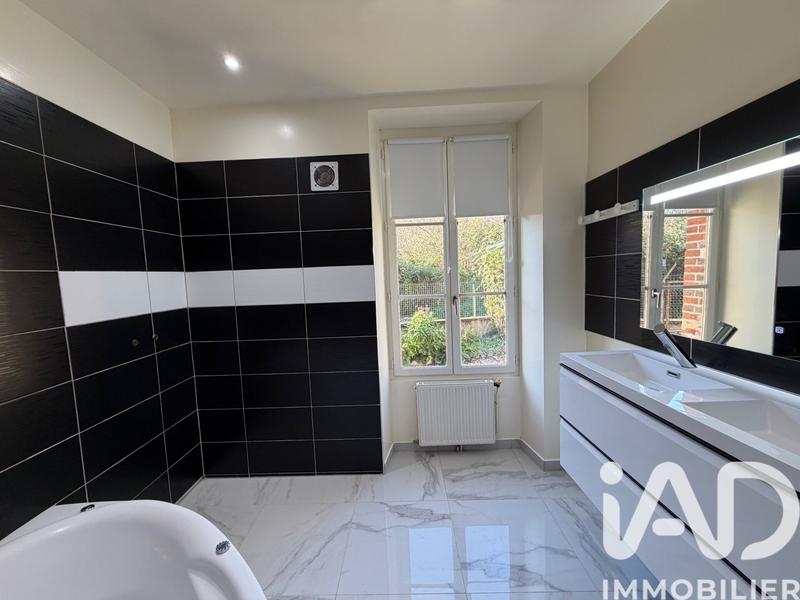 Maison de campagne - 180 m² - 7 pièces