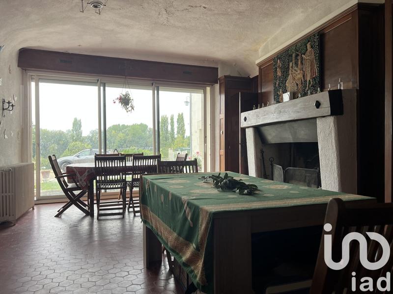 Maison - 201 m² - 7 pièces