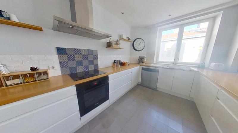 Duplex - 182 m² - 6 pièces