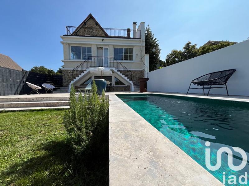 Maison - 175 m² - 8 pièces