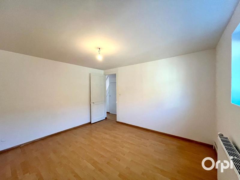 Maison - 102 m² - 4 pièces