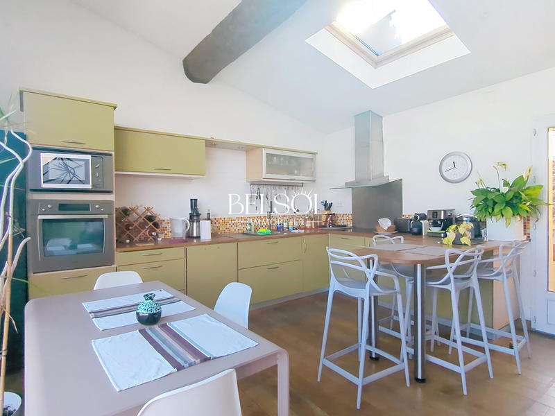 Appartement - 77 m² - 4 pièces