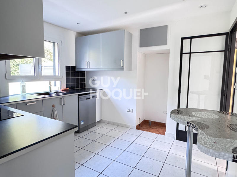 Maison - 106 m² - 6 pièces