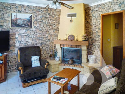 Maison - 256 m² - 11 pièces