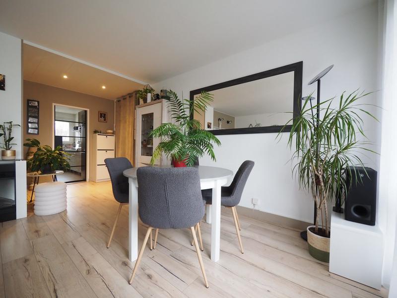 Appartement - 75 m² - 4 pièces