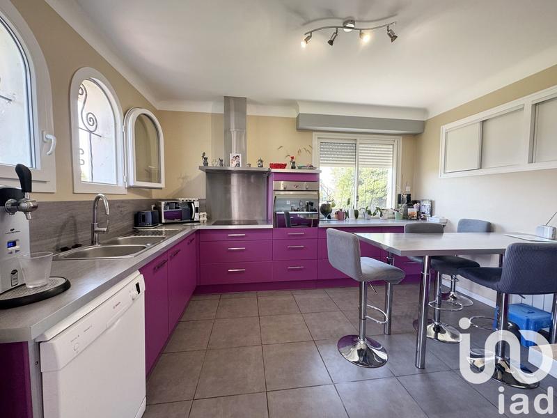 Maison - 190 m² - 9 pièces