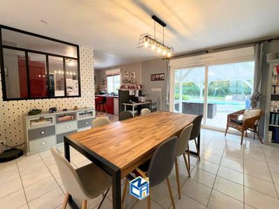 Maison - 167 m² - 7 pièces