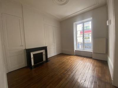 Appartement - 91 m² - 3 pièces