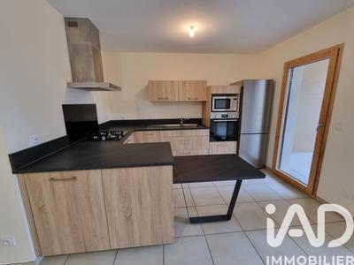 Appartement - 72 m² - 3 pièces