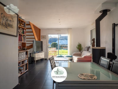 Maison - 93 m² - 5 pièces