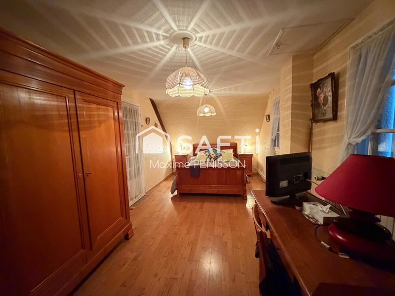 Maison - 223 m² - 6 pièces