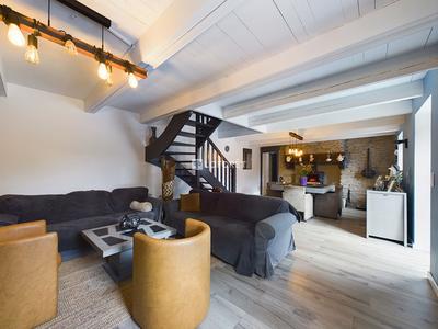 Maison - 170 m² - 7 pièces