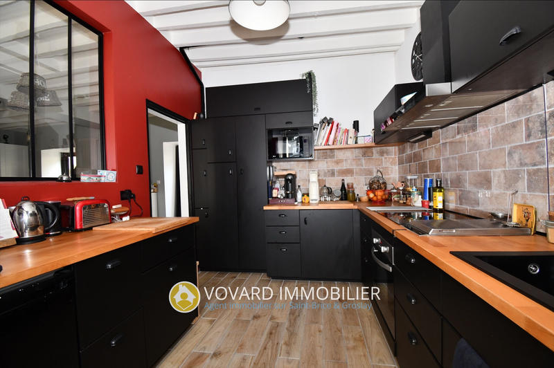 Maison - 175 m² - 6 pièces