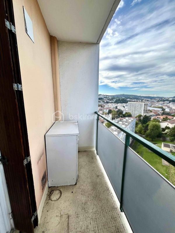 Appartement - 76 m² - 4 pièces