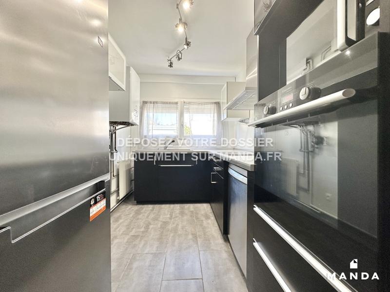 Chambre - 9 m² - 4 pièces