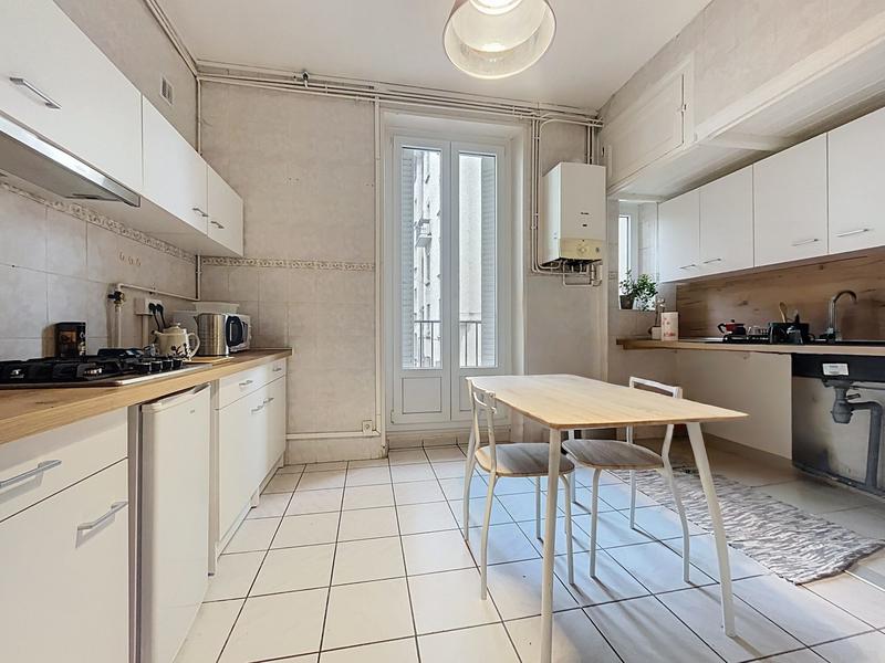 Appartement - 70 m² - 3 pièces