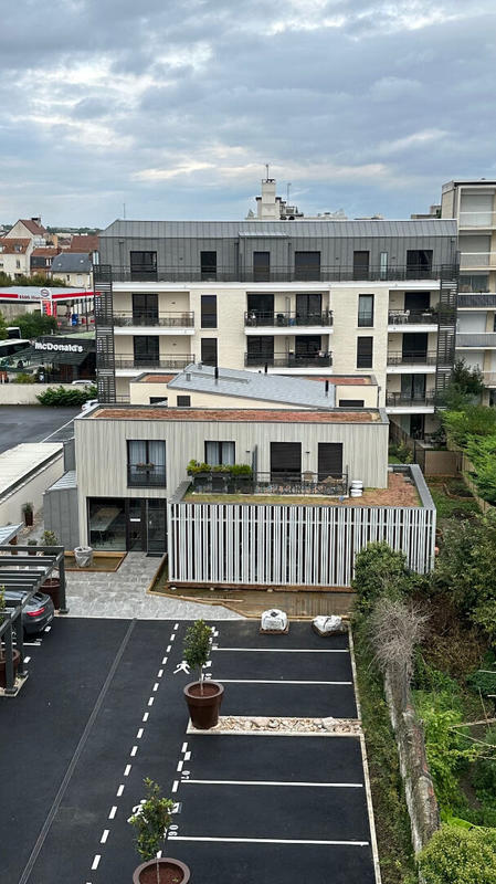 Appartement - 84 m² - 4 pièces