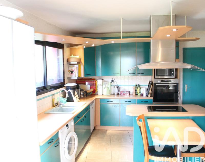 Maison de maîtres - 250 m² - 10 pièces