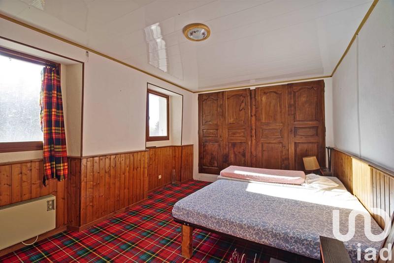 Maison de village - 900 m² - 20 pièces