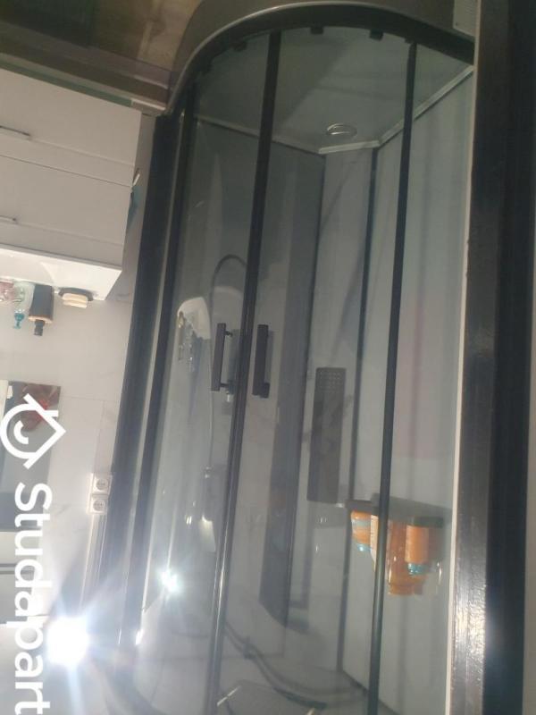 Chambre - 28 m² - 1 pièce