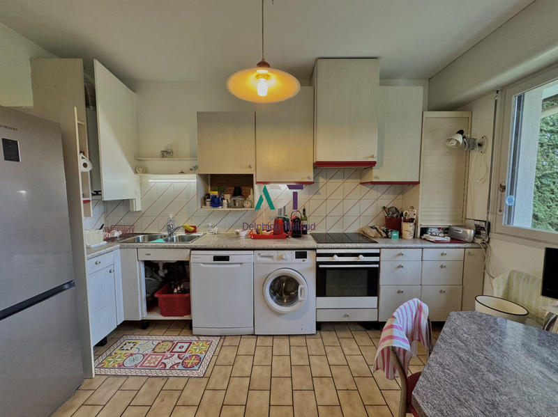 Appartement - 111 m² - 4 pièces